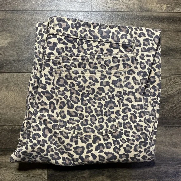 Abercrombie & Fitch Leopard Print Barrel Jeans Women Size 26 Midrise Wide Baggy - Picture 9 of 9